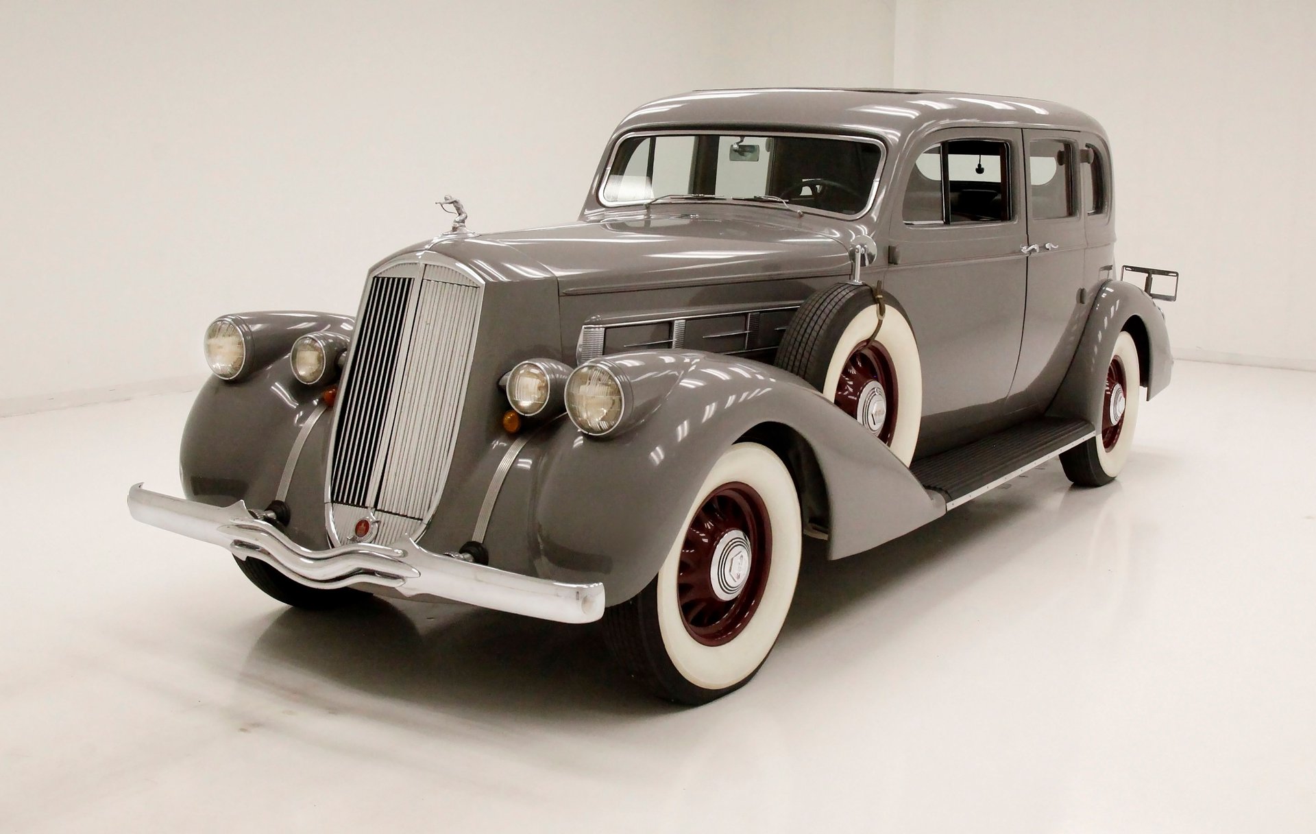 1936 Pierce Arrow 1602 in Gray