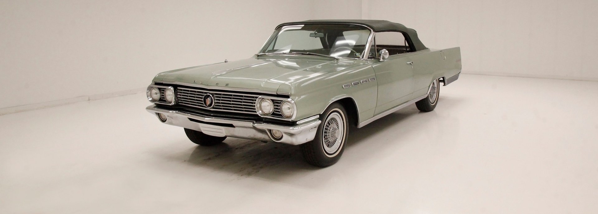 1963 Buick Electra 225 in Light Green