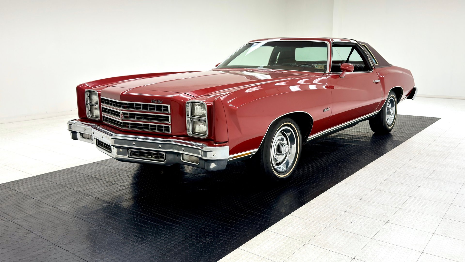1976 Chevrolet Monte Carlo in Dark Red