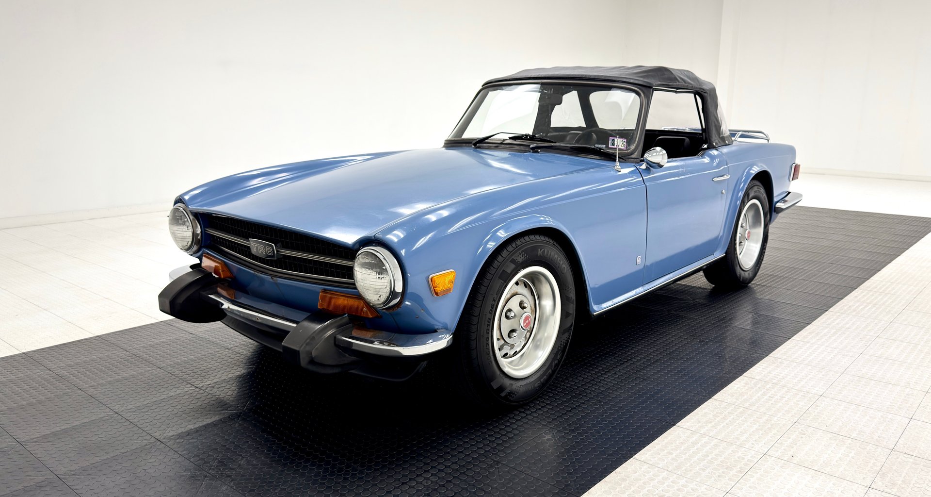1974 Triumph TR6 in Blue