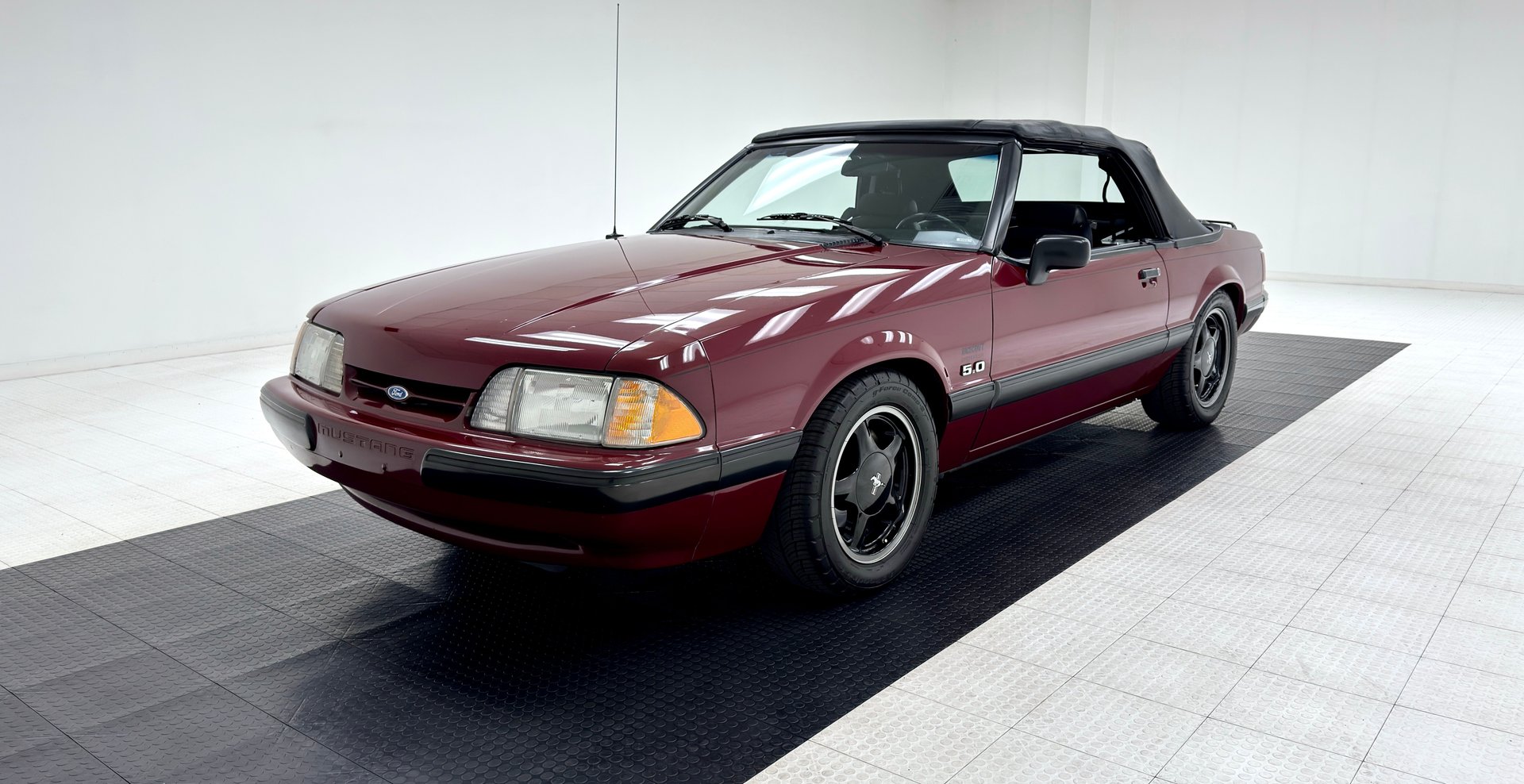 1990 Ford Mustang in Dark Red