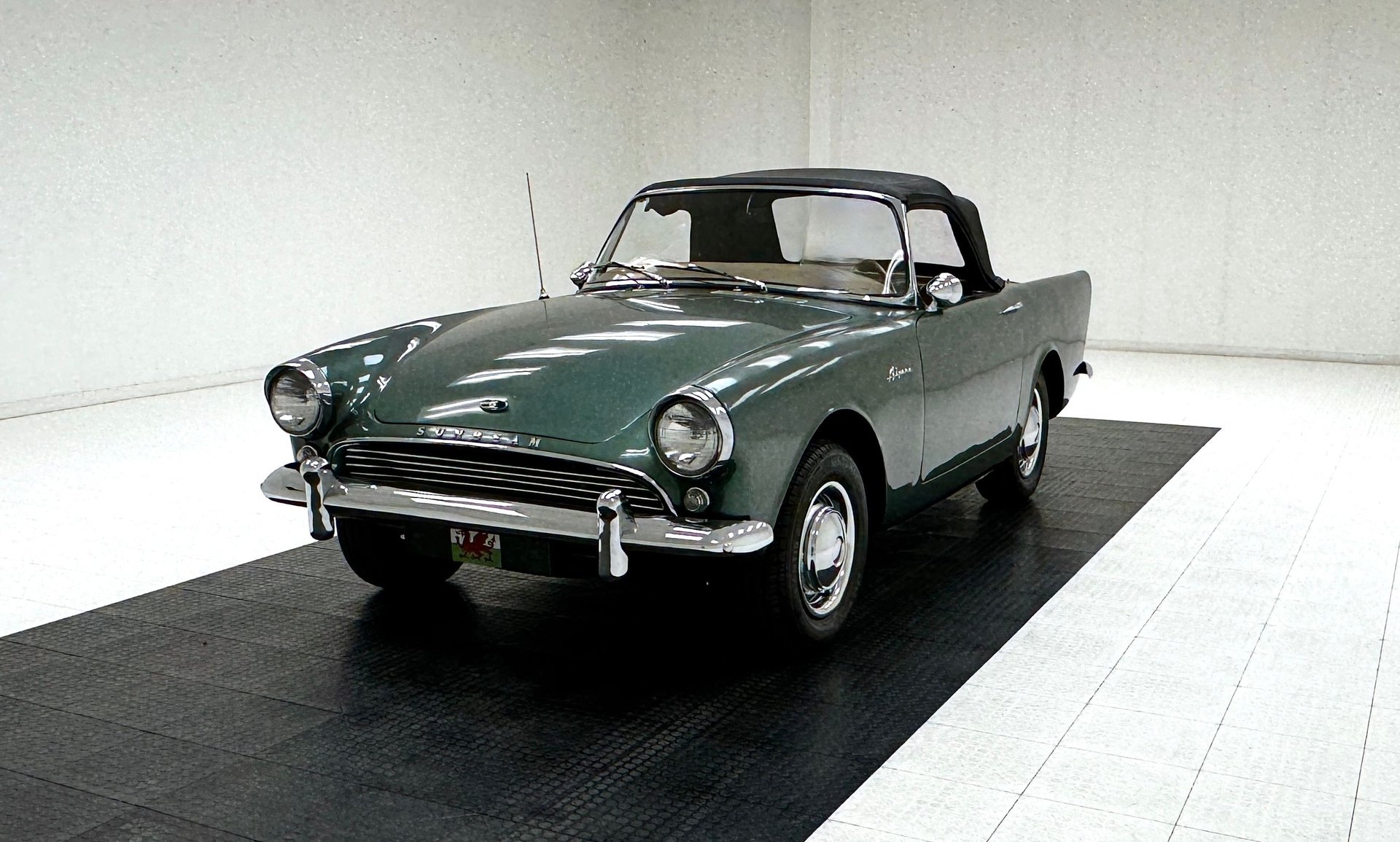 1965 Sunbeam Alpine in Green