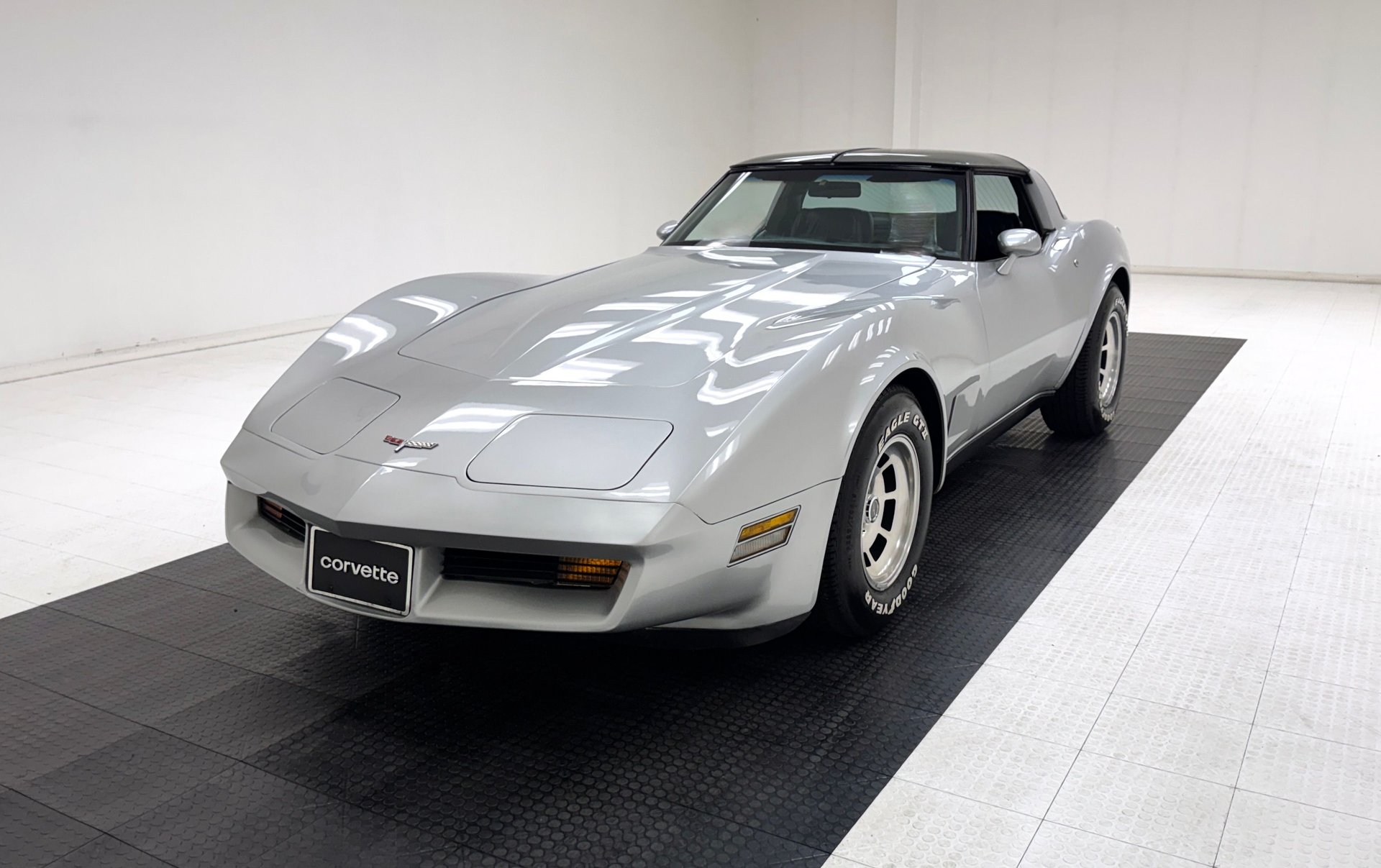 1980 Chevrolet Corvette in Silver