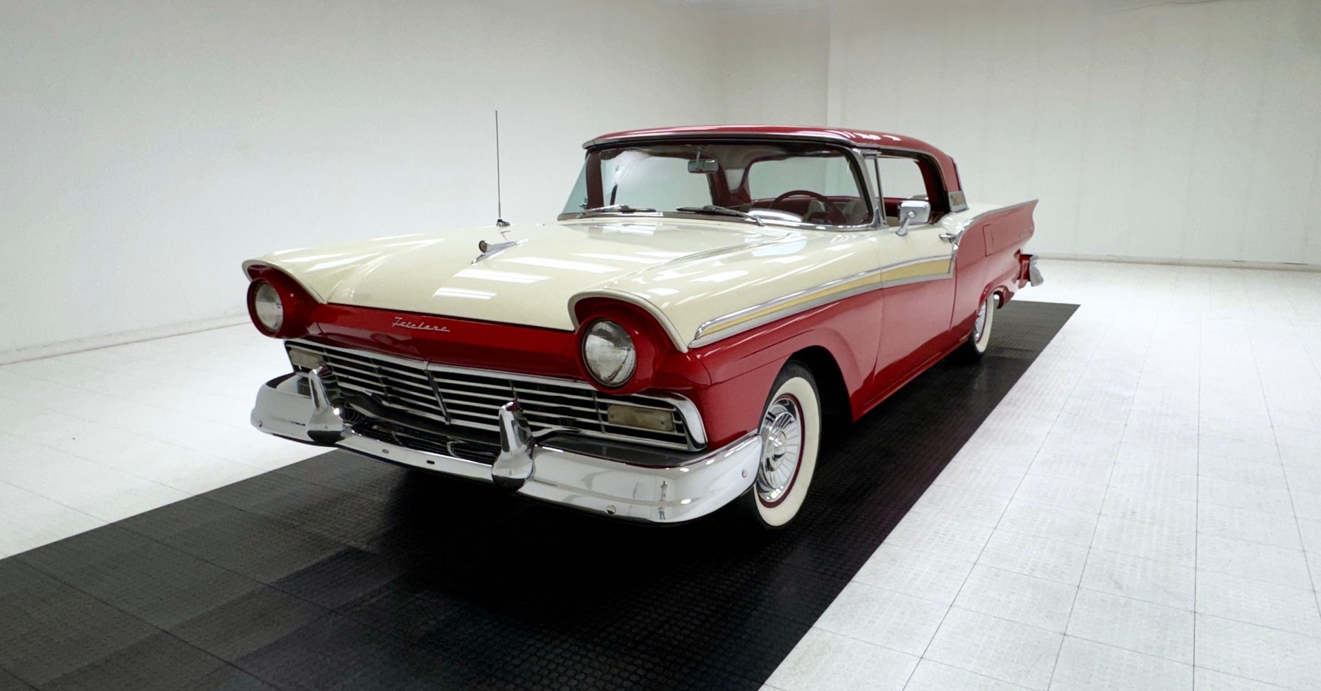 1957 Ford Fairlane 500 in Red