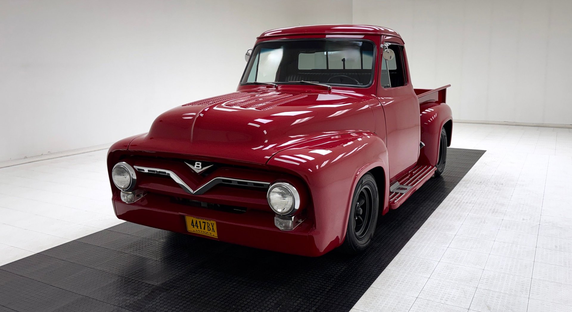 1955 Ford F100 in Red