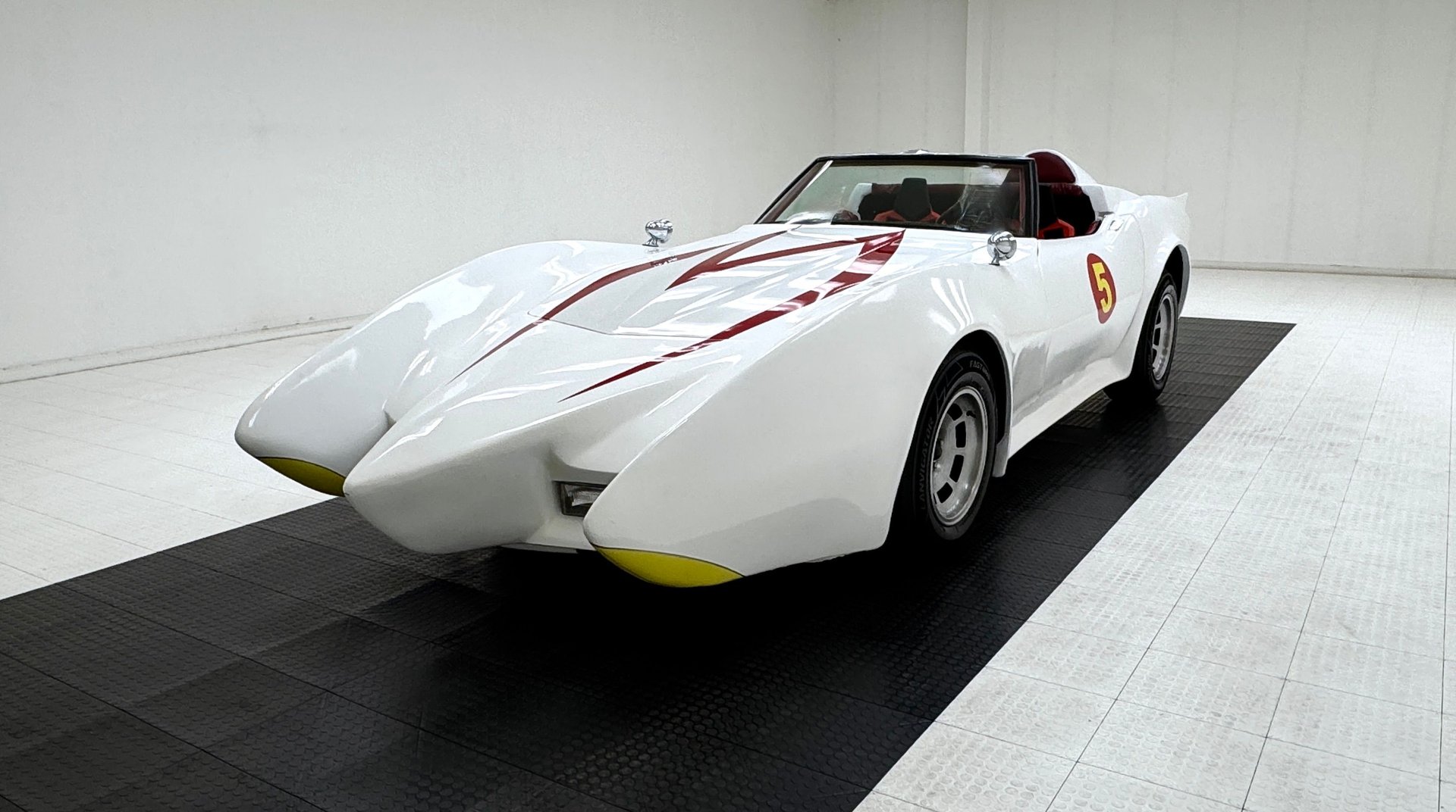 1981 Chevrolet Corvette in White