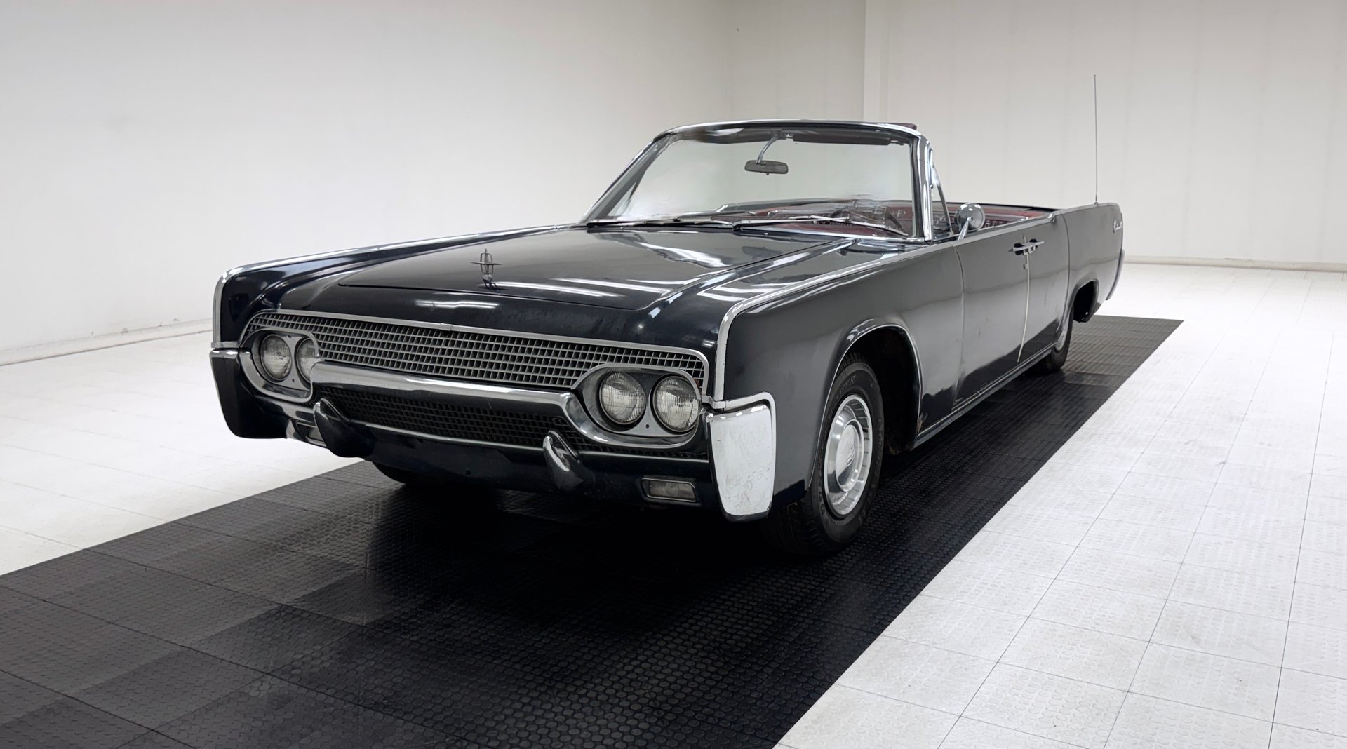 1961 Lincoln Continental in Dark Blue