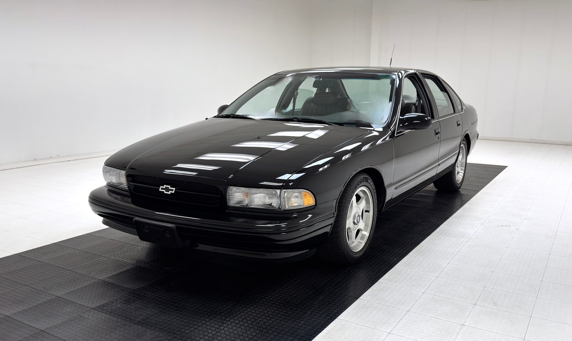 1995 Chevrolet Impala in Black