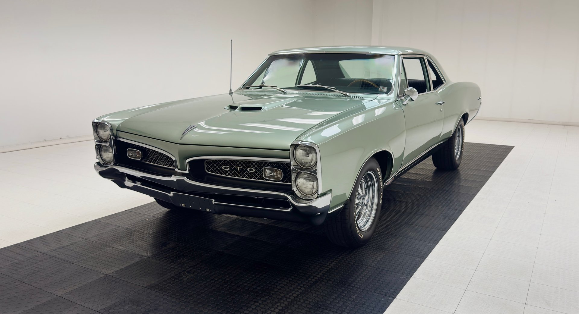 1967 Pontiac GTO in Light Green