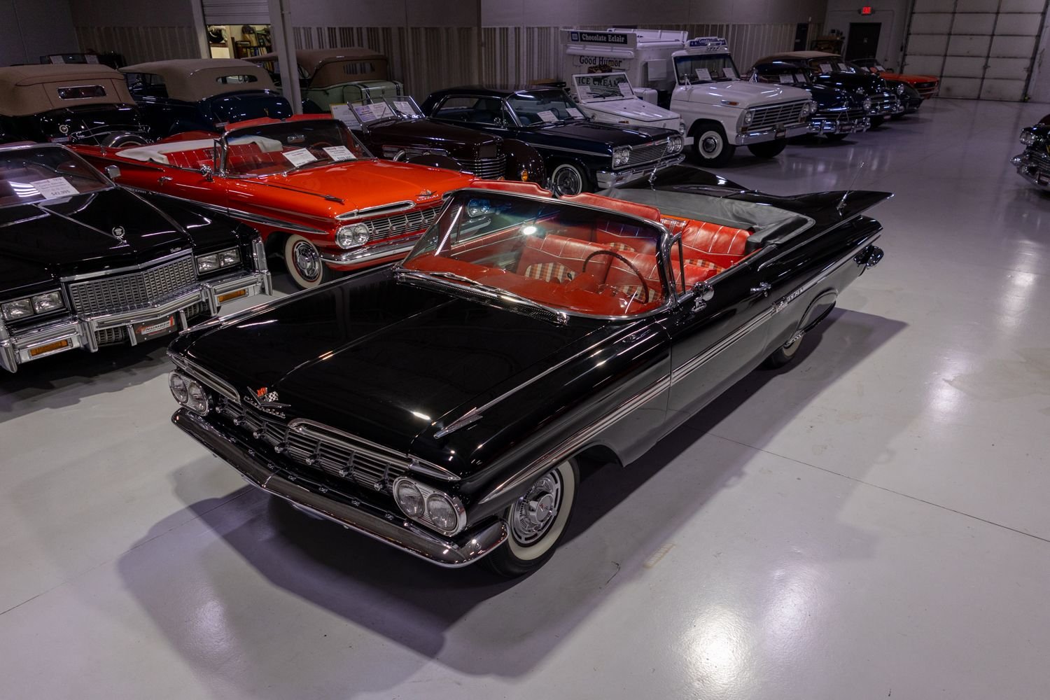 1959 Chevrolet Impala Convertible in Tuxedo Black