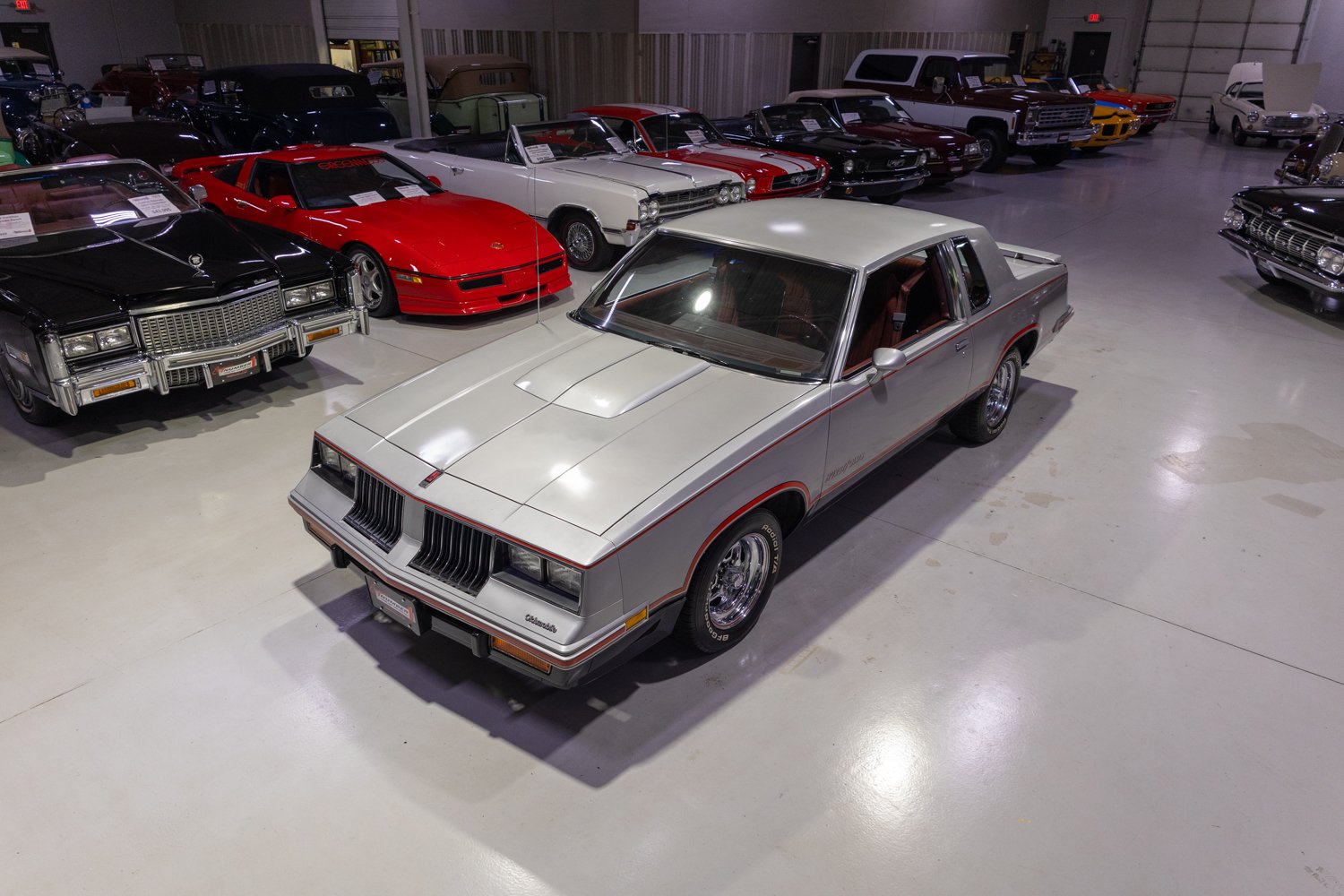 1984 Oldsmobile Cutlass Calais Hurst/Olds in Silver Metallic