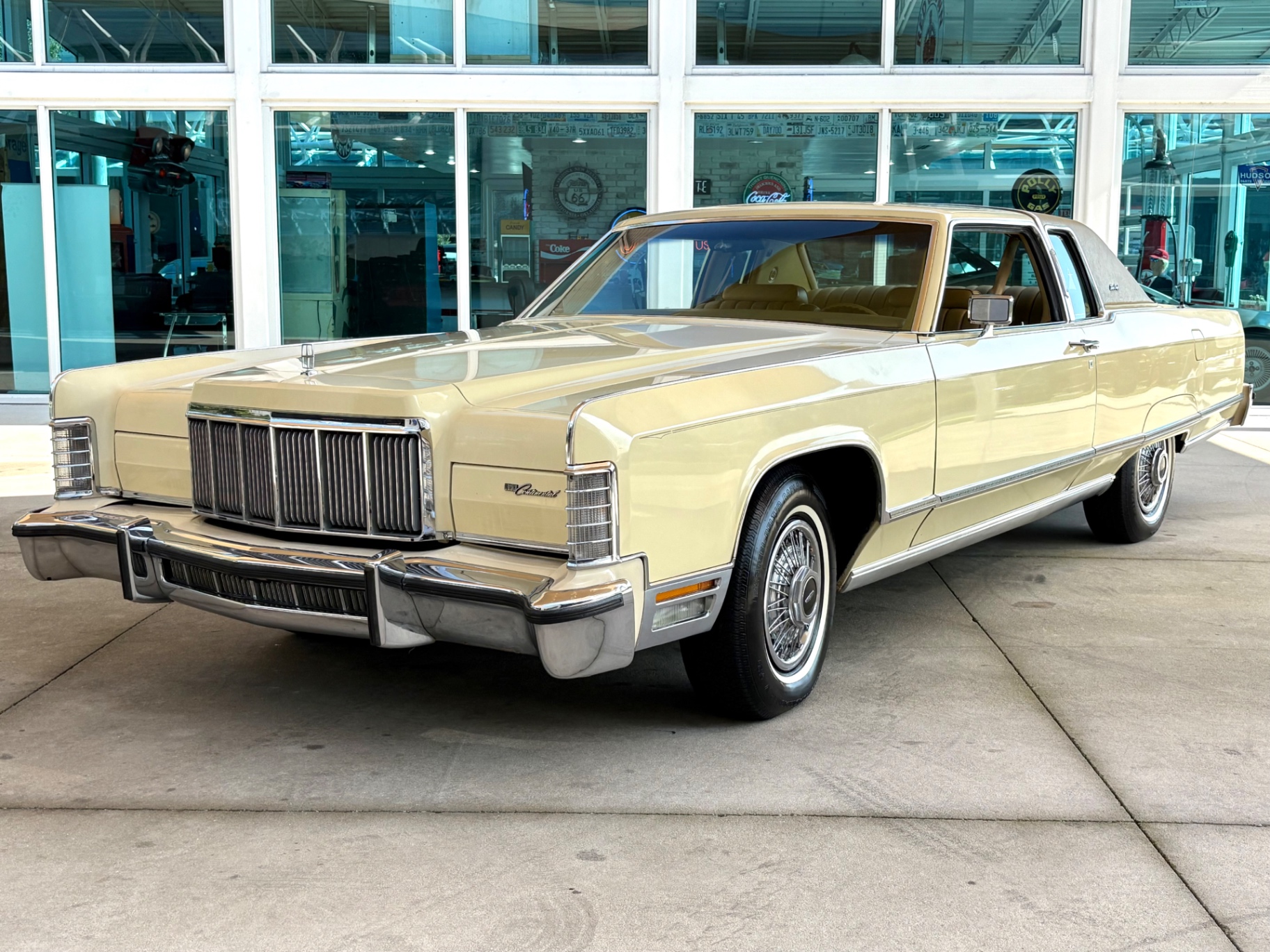1976 Lincoln Continental Town Coupe